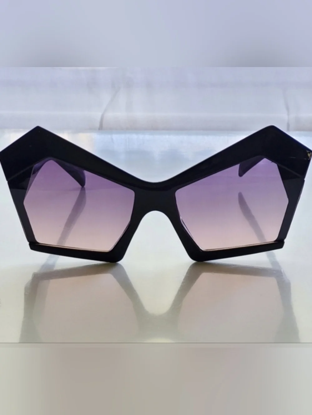 Stylish Black Geometric Sunglasses with Purple Lenses UV400 Protection